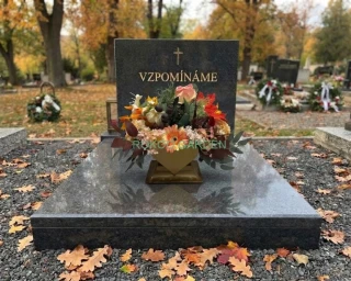Pietní aranžmá „Věčná vzpomínka“